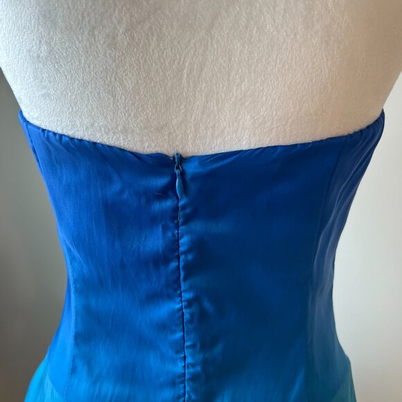 💙👗Own the Night: Graduation/Prom Ready: B Smart Ombre Ruffle Mini! (7/8)👗💙 - Picture 5 of 13